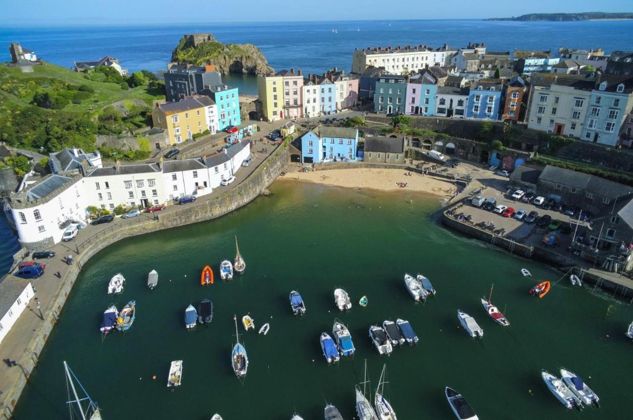 Gwynne House - 6 Bedroom Luxurious Holiday Home - Tenby Harbour Kültér fotó