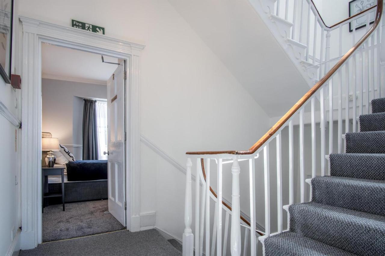 Gwynne House - 6 Bedroom Luxurious Holiday Home - Tenby Harbour Kültér fotó
