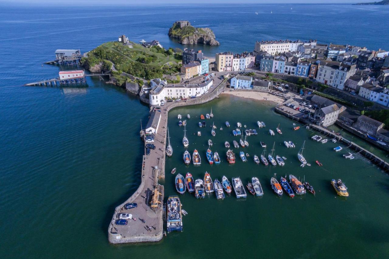 Gwynne House - 6 Bedroom Luxurious Holiday Home - Tenby Harbour Kültér fotó