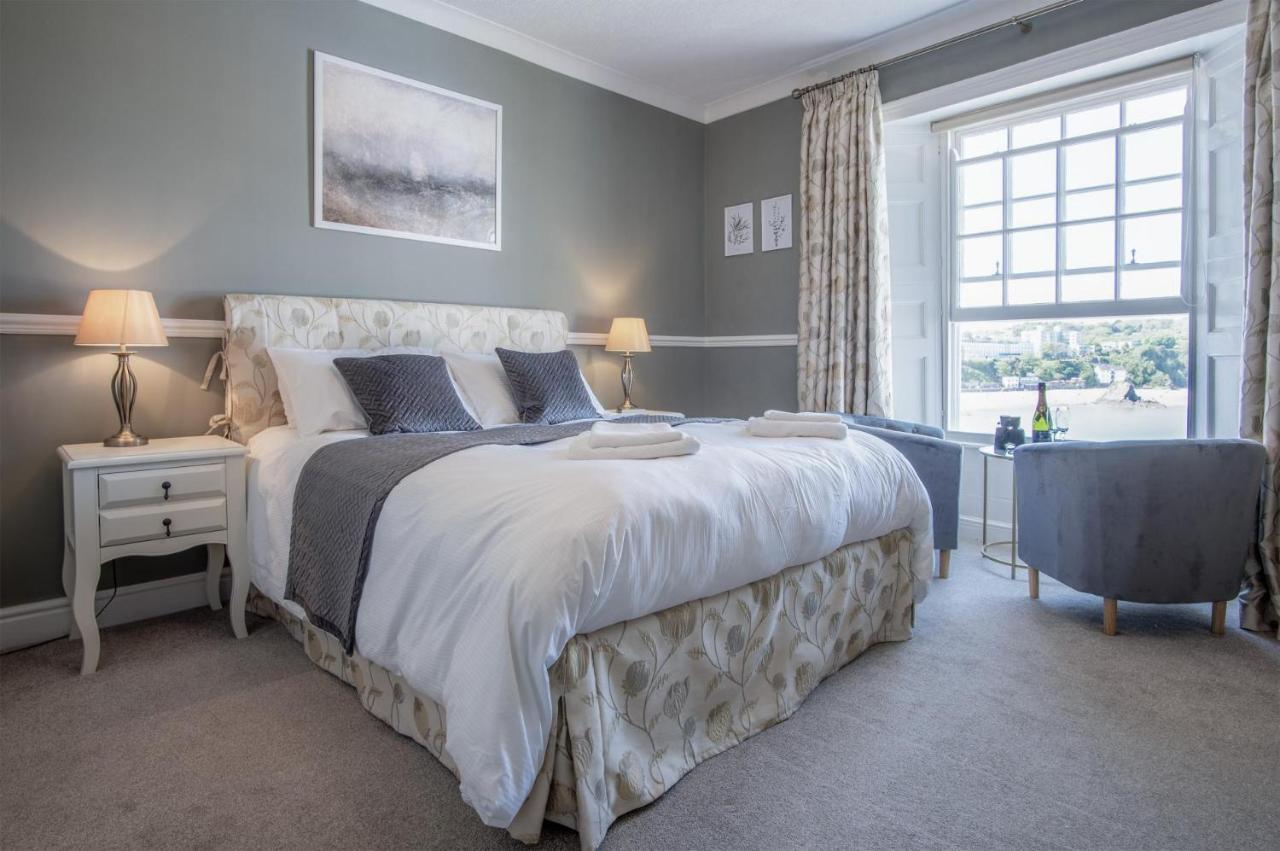 Gwynne House - 6 Bedroom Luxurious Holiday Home - Tenby Harbour Kültér fotó